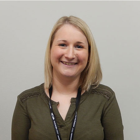 Kelly Akers Headshot